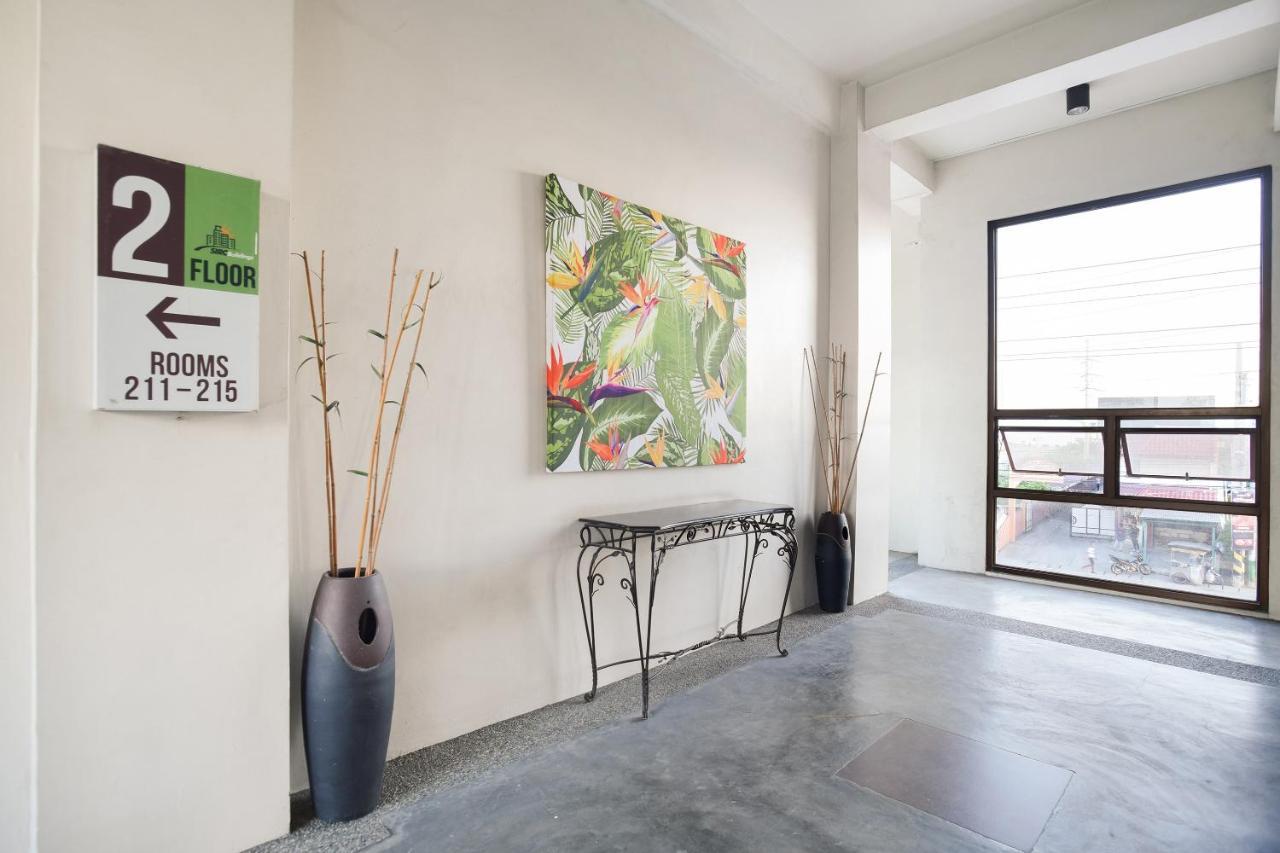 Oyo 425 Residences By Sirc Pampanga Exterior foto