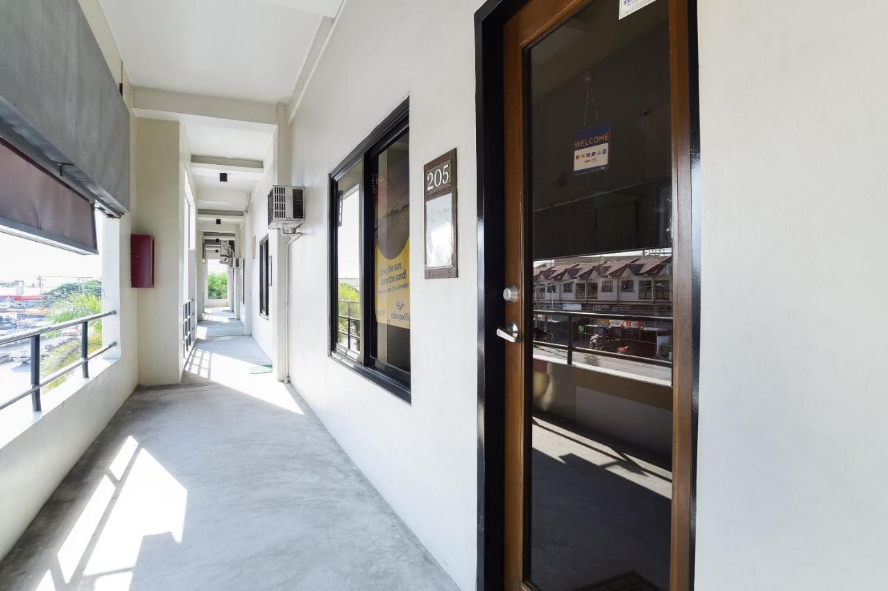Oyo 425 Residences By Sirc Pampanga Exterior foto